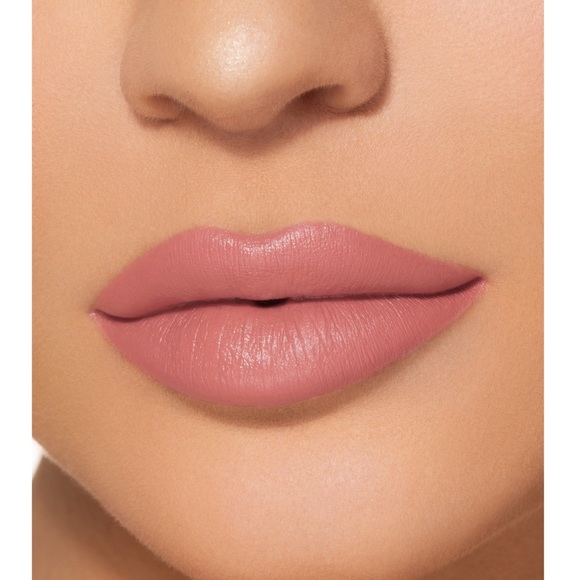Kylie Cosmetics Velvet Lip Kit in Bare - Picture 5 of 7